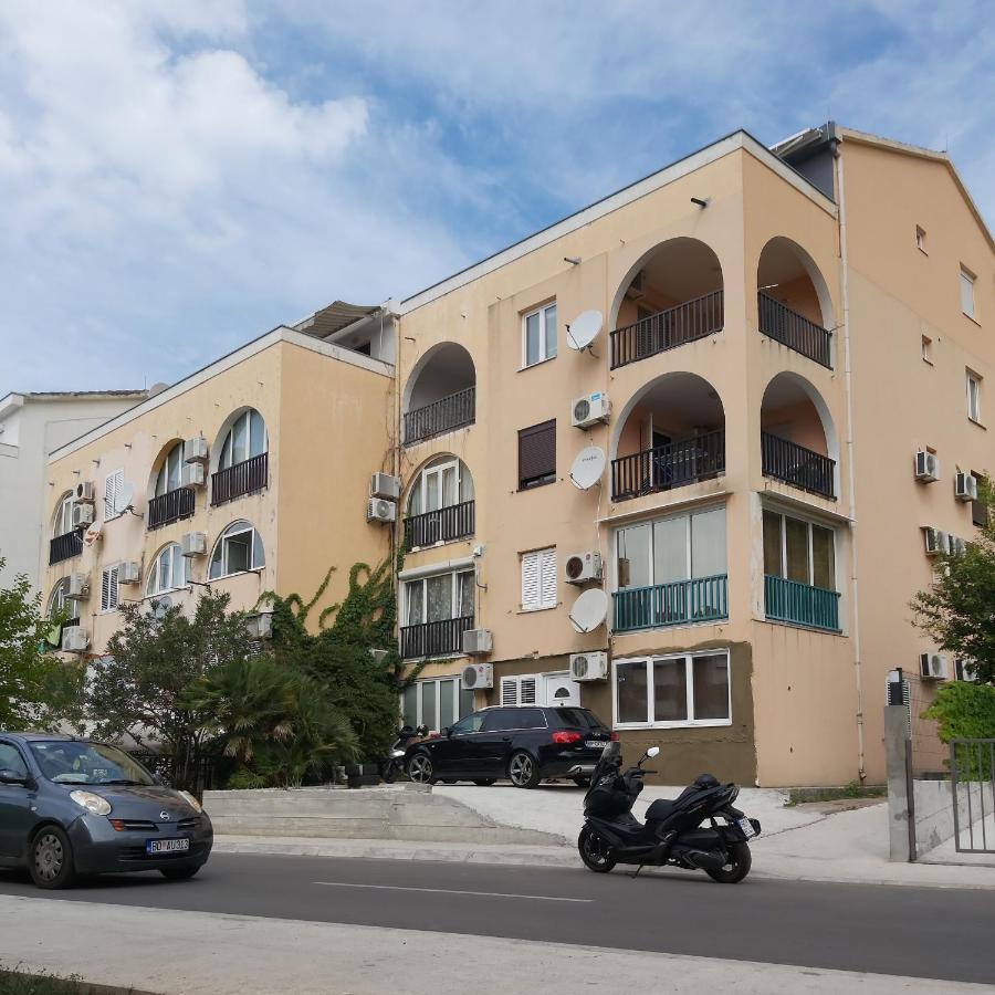 Suncani Apartman 1-Vila Amfora Будва Экстерьер фото